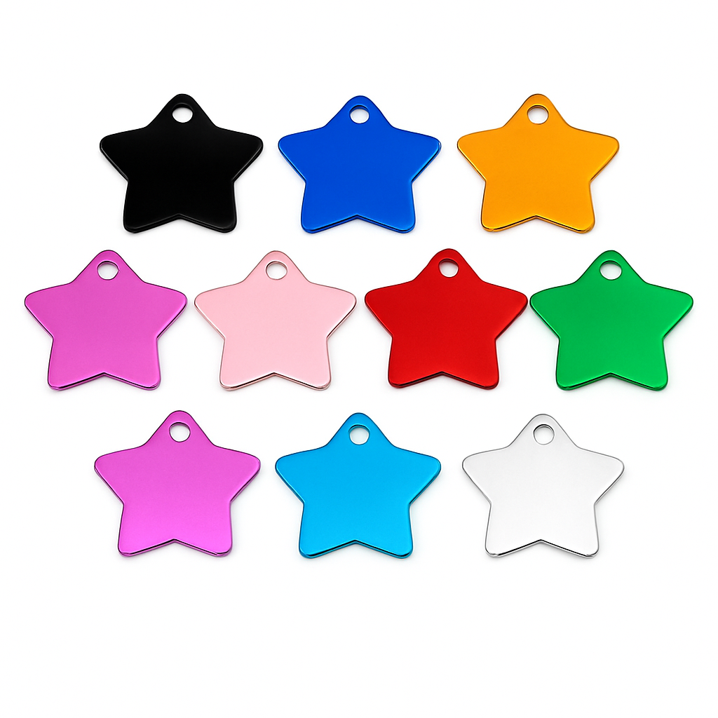 Sternförmige Aluminium Hundemarke mit beidseitiger Gravur: Name des Hundes und Adresse und Telefonnummer